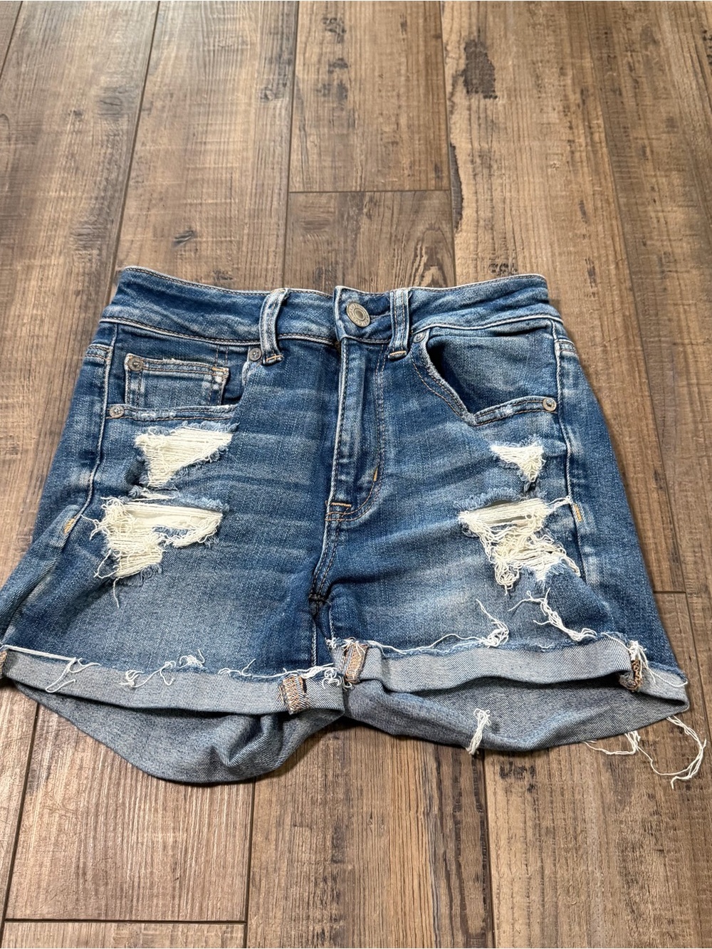 American Eagle Next Level Stretch Hi-Rise Denim Distressed Shorts Size 2